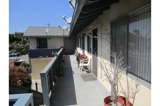 1 W Avenida Ramona in San Clemente, CA - Building Photo - Building Photo