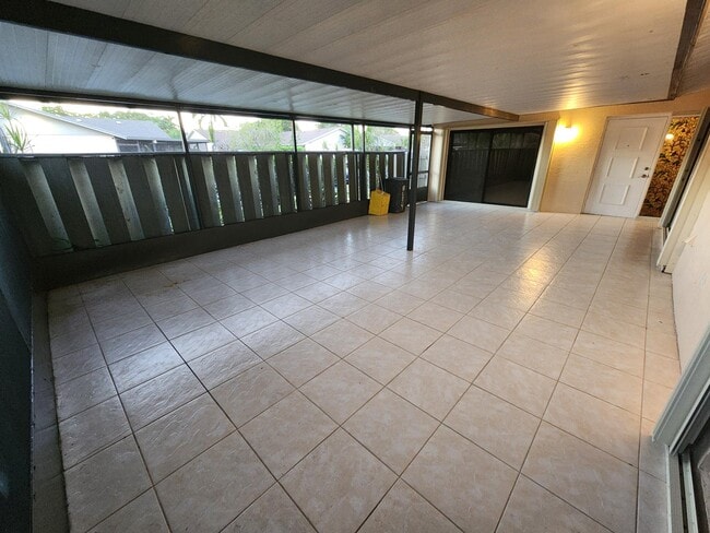 8084 Ambach Way in Hypoluxo, FL - Building Photo - Building Photo