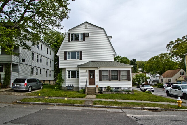 137 Cohasset St, Unit 2