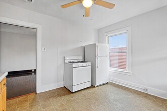 531 Main St, Unit 7G in Irwin, PA - Building Photo - Building Photo