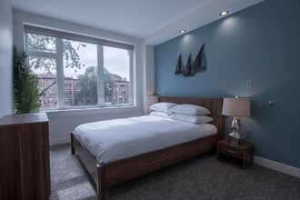 906 Beacon St, Unit 507 in Boston, MA - Building Photo - Building Photo