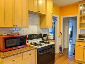 44 Newbern Ave in Medford, MA - Building Photo - Building Photo