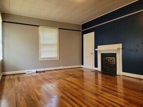 105 N Liberty St in Gastonia, NC - Building Photo - Building Photo