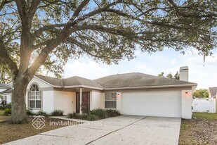 1803 Landside Dr in Valrico, FL - Building Photo