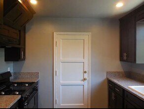 5422 Glen Ellen Pl in Los Angeles, CA - Building Photo - Building Photo