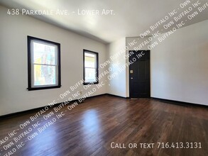 438 Parkdale Ave-Unit -Lower Apt. in Buffalo, NY - Building Photo - Building Photo