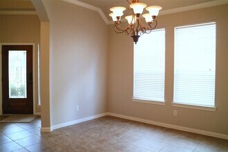 22017 Royal Timbers Dr in Humble, TX - Foto de edificio - Building Photo