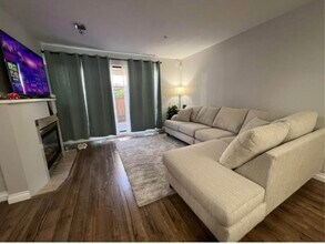 20268 54 Av in Langley, BC - Building Photo - Building Photo