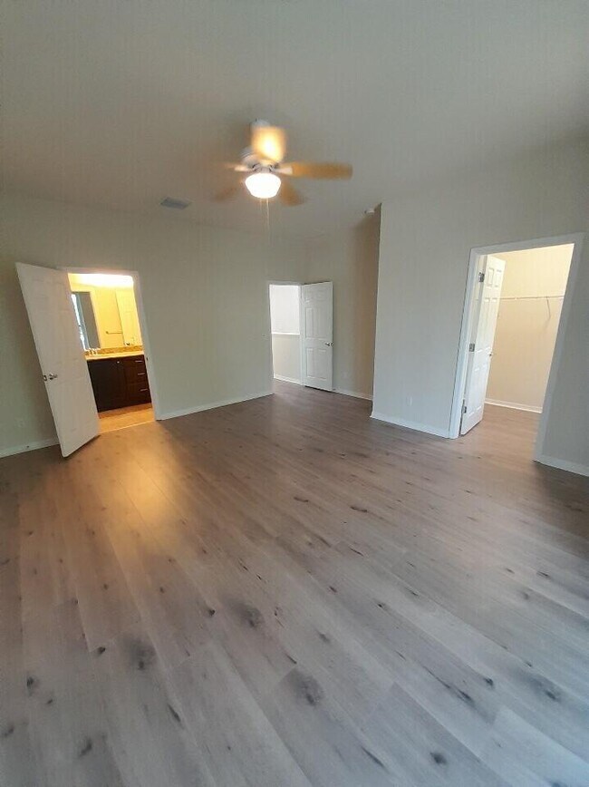 2812 N Bismark Ln in Jupiter, FL - Building Photo - Building Photo