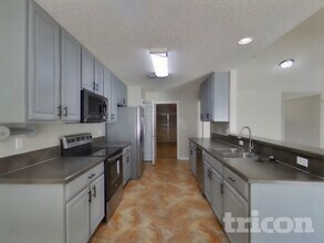 6669 Southern Oaks Dr in Jacksonville, FL - Building Photo - Building Photo