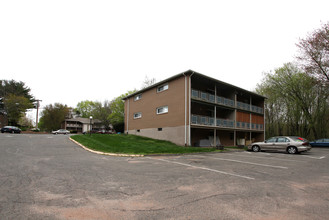 Highland Apartments in Vernon Rockville, CT - Building Photo - Building Photo