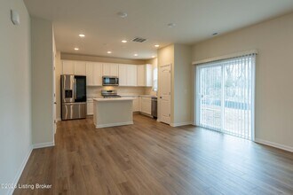 2023 Lyndon Green Cir in Lyndon, KY - Building Photo - Building Photo