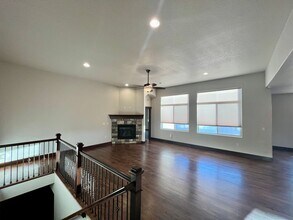 622 Vermilion Peak Dr in Windsor, CO - Building Photo - Building Photo