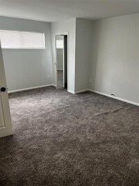 414 Clinton Park St photo'