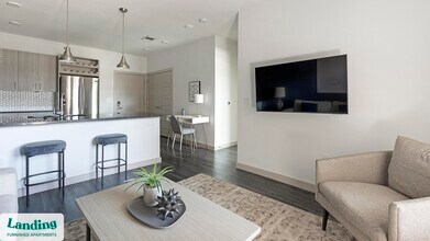 7201 Henneman Way in McKinney, TX - Foto de edificio - Building Photo