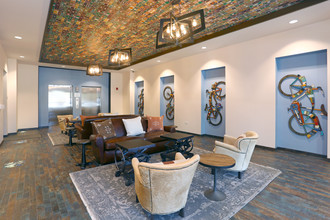 1323 W Morse Ave in Chicago, IL - Building Photo - Lobby