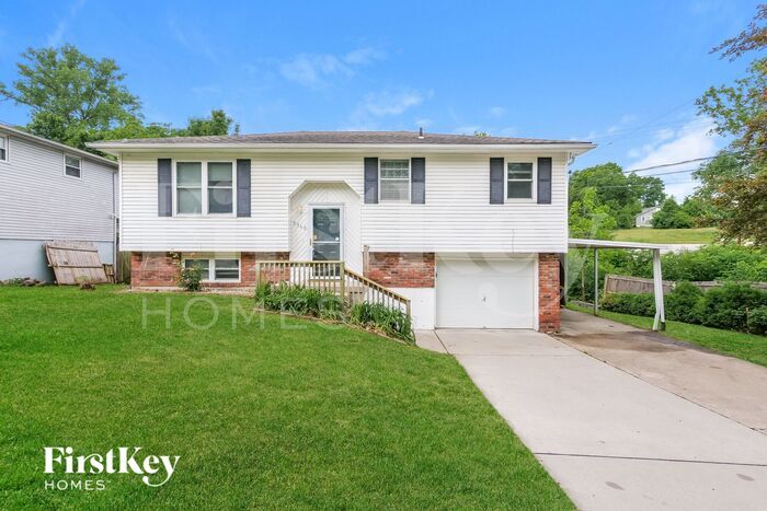 5340 N White Ave in Kansas City, MO - Building Photo