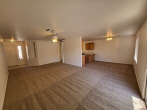 1705 E Alicia Dr in Phoenix, AZ - Building Photo - Building Photo