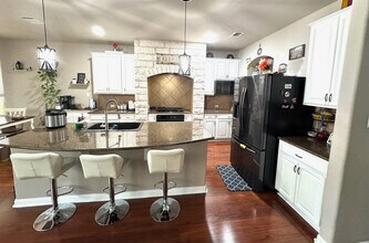 609 Arrowhead Trail in Cedar Park, TX - Building Photo - Building Photo