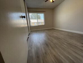 13755 Caminito Vizzini, Unit 13755 Caminito Vizzini in San Diego, CA - Building Photo - Building Photo