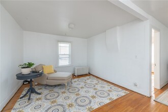 54 Sanford St in Rochester, NY - Building Photo - Building Photo