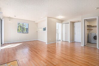3053 S Ursula Cir in Aurora, CO - Building Photo - Building Photo