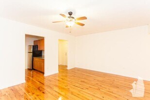 4607 N Sheridan Rd in Chicago, IL - Building Photo