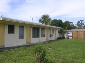 60 NW 32nd Ave in Fort Lauderdale, FL - Building Photo - Building Photo