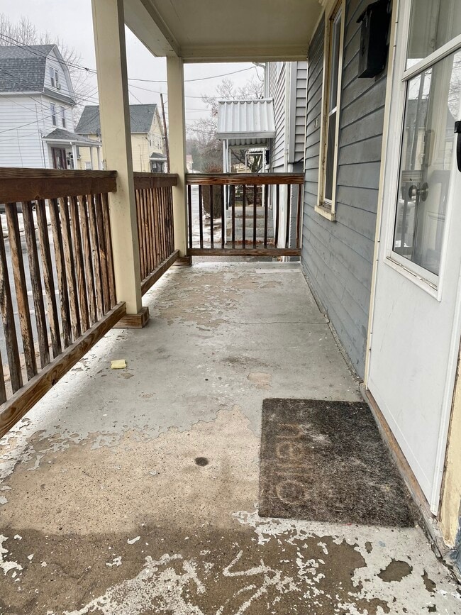 19 Center St in Plains, PA - Building Photo - Building Photo