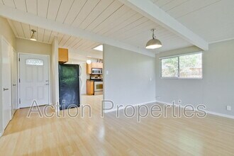 3974 Duncan Pl in Palo Alto, CA - Building Photo - Building Photo