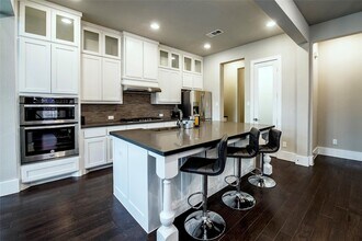 6812 Royal Liverpool Dr in McKinney, TX - Foto de edificio - Building Photo