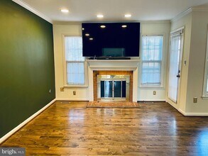 1814 Duffield Ln in Alexandria, VA - Building Photo - Building Photo