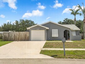 1367 Elmbank Way in Royal Palm Beach, FL - Building Photo