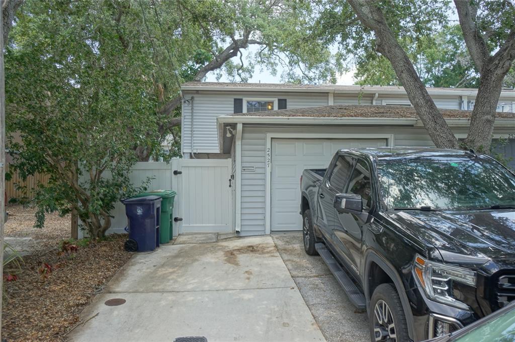 2527 W Tennessee Ave in Tampa, FL - Building Photo