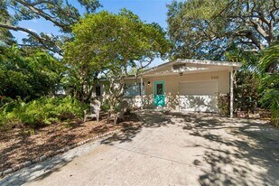 200 Evelyn Ave in Clearwater, FL - Building Photo