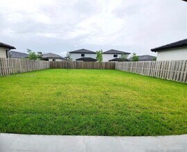 14651 SW 21st St in Miami, FL - Building Photo - Building Photo