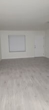 3200 Brookside Dr in Bakersfield, CA - Building Photo - Building Photo