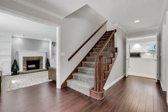 955 Eastward Cir in Zanesville, OH - Building Photo - Building Photo