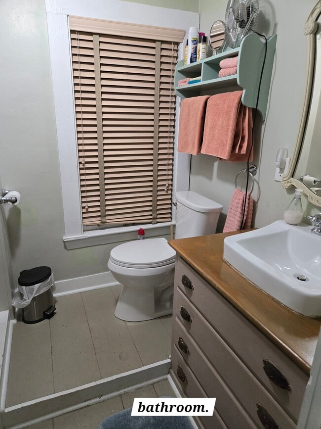 68 E Main St, Unit 68 E. Main Street, Glou M in Gloucester, MA - Foto de edificio - Building Photo