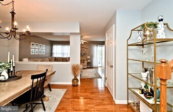 4530 Louise St Claire Dr in Doylestown, PA - Building Photo - Building Photo
