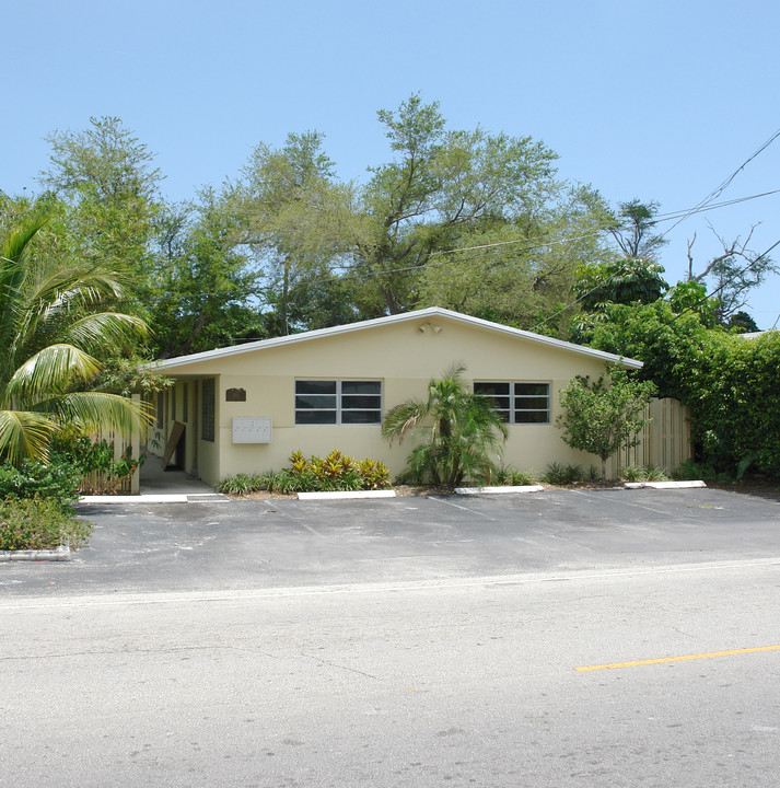 712 SW 15th Ave in Fort Lauderdale, FL - Foto de edificio