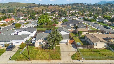 1437 Arroyo Ave in Pomona, CA - Building Photo - Building Photo