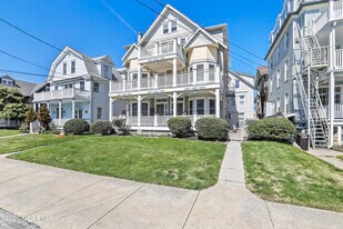 7 Abbott Ave in Ocean Grove, NJ - Building Photo