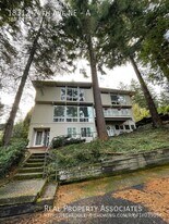 18312 24th Ave NE in Shoreline, WA - Building Photo