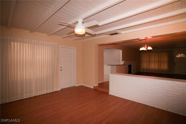 property at 289 Coral Dr
