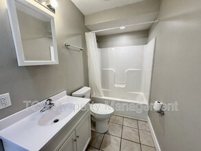 622 Webster St in Ottawa, IL - Building Photo - Building Photo