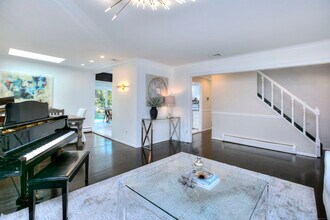 19 Woodchuck Ct in Norwalk, CT - Building Photo - Building Photo