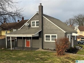 32 N Front St in Coplay, PA - Building Photo - Building Photo