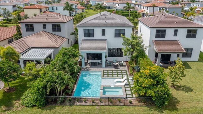 property at 4985 Coquina Pl