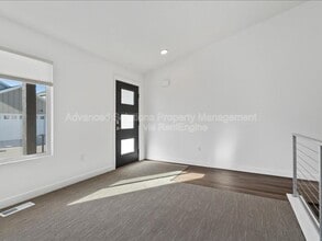 7411 S Drake Pk Ct in West Jordan, UT - Building Photo - Building Photo